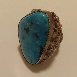 Navajo sterling silver turquoise ring